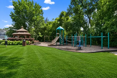 View/Area - 625 Arbor Cir, Lakemoor, IL 60051 photo 1 of 1