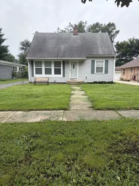 536 Fremont St, West Chicago, IL 60185