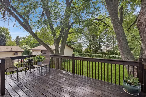 Exterior - 173 Plainview Dr, Bolingbrook, IL 60440 photo 2 of 4