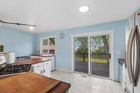 Kitchen - 173 Plainview Dr, Bolingbrook, IL 60440 photo 1 of 2