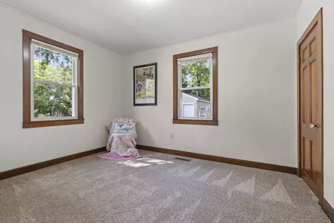 Bedroom - 2840 Kishwaukee St, Rockford, IL 61109 photo 2 of 2