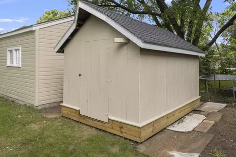 Exterior - 2840 Kishwaukee St, Rockford, IL 61109 photo 3 of 7