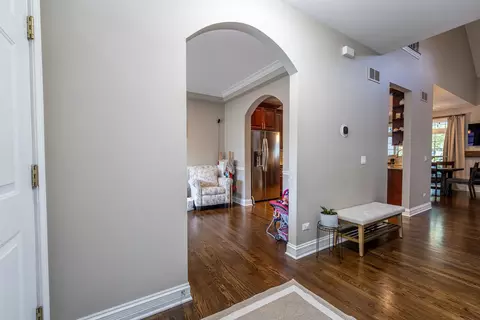Entry Way - 178 Partridge Ln, Bartlett, IL 60103 photo 1 of 9