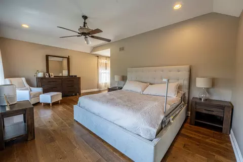 Bedroom - 178 Partridge Ln, Bartlett, IL 60103 photo 6 of 6