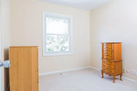 Bedroom - 248 Hood Ct, Bartlett, IL 60103 photo 1 of 4