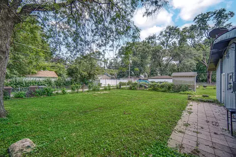 Exterior - 16801 Head Ave, Hazel Crest, IL 60429 photo 4 of 6