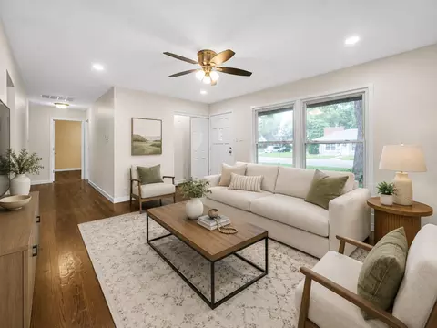 Living - 16801 Head Ave, Hazel Crest, IL 60429 photo 9 of 9
