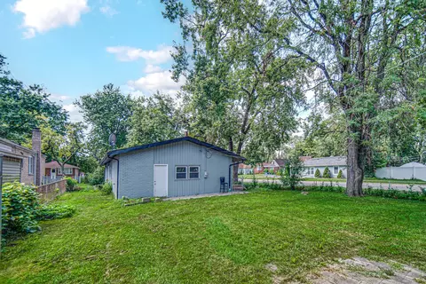 Exterior - 16801 Head Ave, Hazel Crest, IL 60429 photo 6 of 6