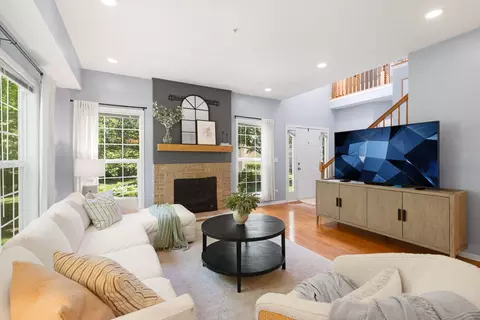 Other - 2156 Yale Cir, Hoffman Estates, IL 60192 photo 1 of 6