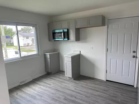 Kitchen - 16317 Laflin Ave, Markham, IL 60428 photo 1 of 3