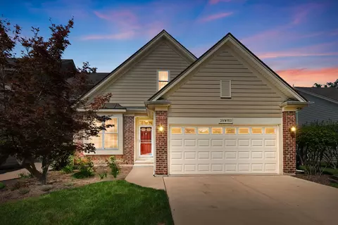29 W511 Cerny Cir, Warrenville, IL 60555