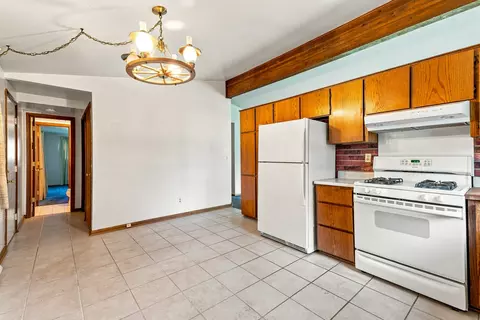Kitchen - 13916 S Meadowbrook Dr, Plainfield, IL 60544 photo 3 of 5