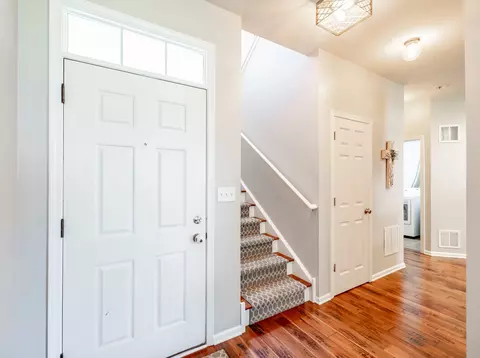 Entry Way - 3167 Pearl St, Elgin, IL 60124 photo 1 of 1