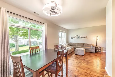 Dining - 3167 Pearl St, Elgin, IL 60124 photo 2 of 2