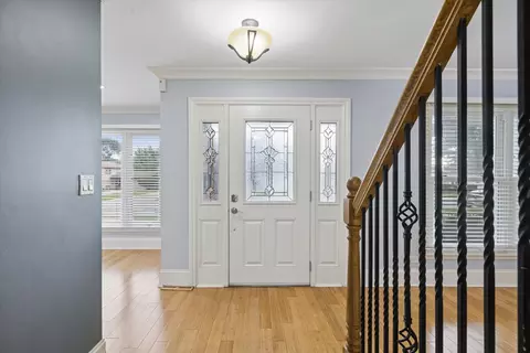Entry Way - 1808 W Pheasant Trl, Mount Prospect, IL 60056 photo 1 of 2