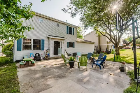 Exterior - 304 Jenny Lind Dr, Normal, IL 61761 photo 6 of 11