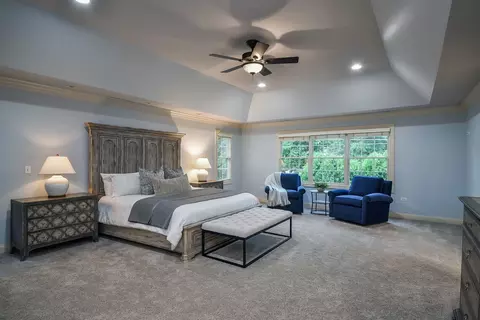 Bedroom - 605 Thornwood Dr, Naperville, IL 60540 photo 1 of 6