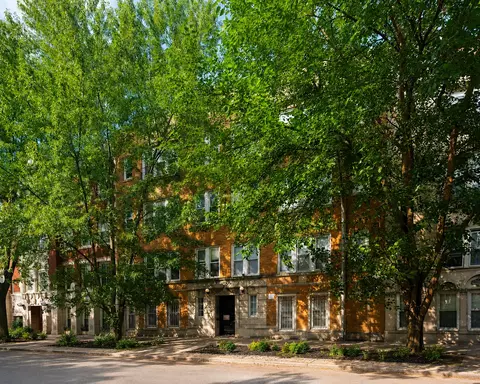 6812 N Wayne Ave #1D, Chicago, IL 60626