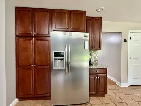 Kitchen - 2045 Il Route 2, Dixon, IL 61021 photo 5 of 6
