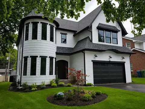 909 Evergreen Ave, Glen Ellyn, IL 60137