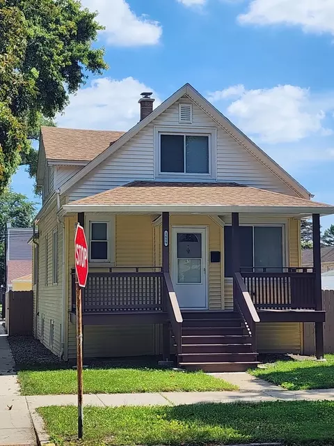 2659 N Mont Clare Ave, Chicago, IL 60707