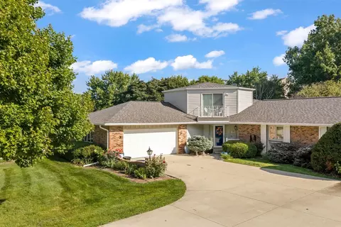 3812 Fields South Ct #3812, Champaign, IL 61822