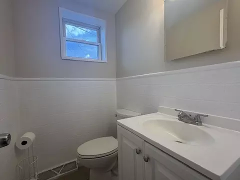 Bath - 180 E Northwest Hwy #A, Des Plaines, IL 60016 photo 1 of 2