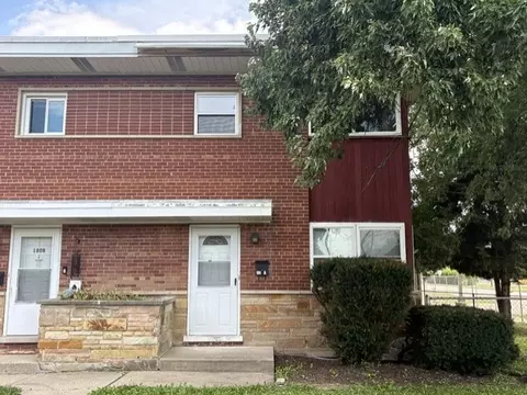 Exterior - 180 E Northwest Hwy #A, Des Plaines, IL 60016 photo 1 of 2
