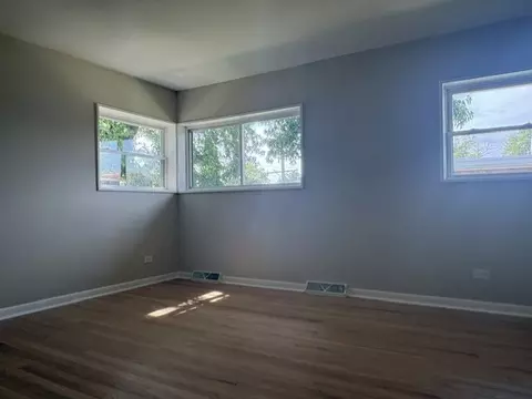 Other - 180 E Northwest Hwy #A, Des Plaines, IL 60016 photo 2 of 5