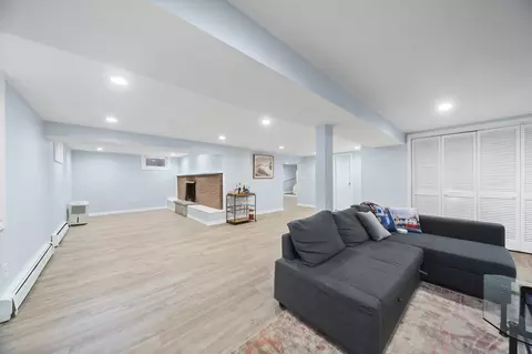 Living - 1801 Joppa Ave, Zion, IL 60099 photo 2 of 3