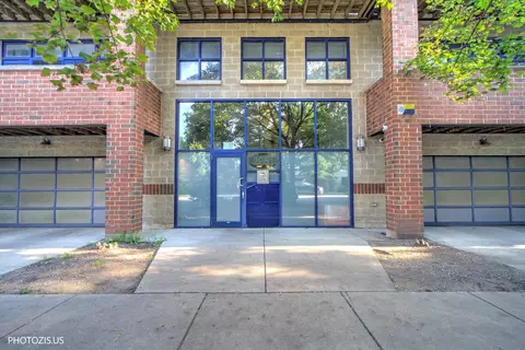 2251 W St Paul Ave #3C, Chicago, IL 60647