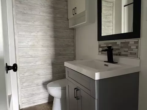 Bath - 511 E 5th St, Rock Falls, IL 61071 photo 1 of 1