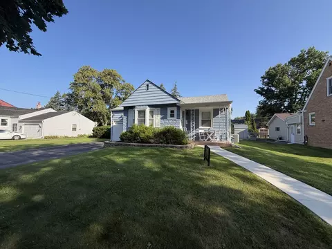 210 E Madison St, Lombard, IL 60148