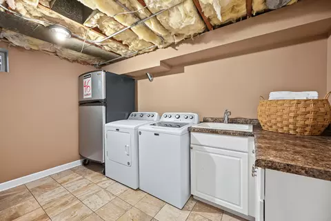 Other - 519 Byron Ct, Wheaton, IL 60187 photo 7 of 8