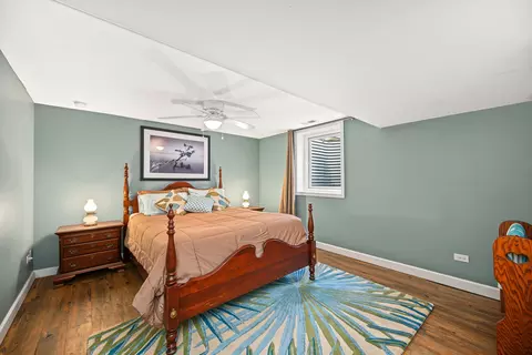 Bedroom - 519 Byron Ct, Wheaton, IL 60187 photo 3 of 3