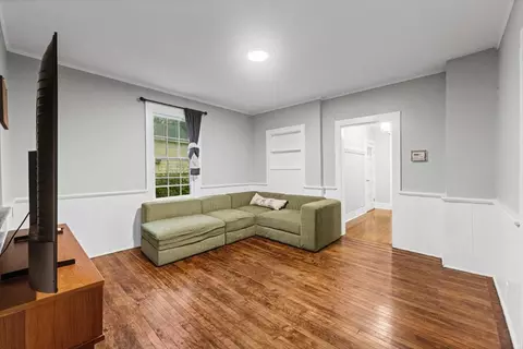 Living - 1235 Leon Pl, Evanston, IL 60201 photo 1 of 3