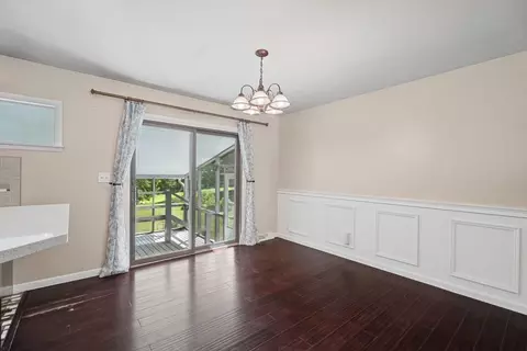 Dining - 204 N White St, Sidney, IL 61877 photo 1 of 1