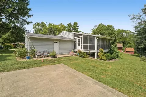 Exterior - 204 N White St, Sidney, IL 61877 photo 6 of 6