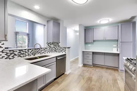 Kitchen - 317 E Tall Oaks Ln, Itasca, IL 60143 photo 1 of 3