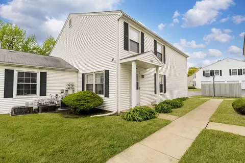 1261 Prairie Ave, Glendale Heights, IL 60139