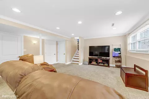 Other - 148 Jeffery Ln, Des Plaines, IL 60018 photo 3 of 5