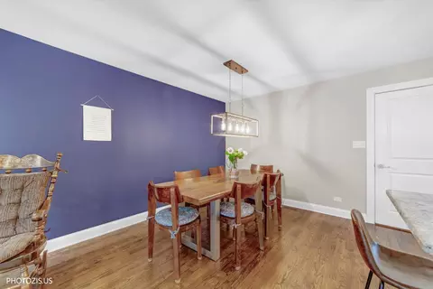 Dining - 148 Jeffery Ln, Des Plaines, IL 60018 photo 2 of 2