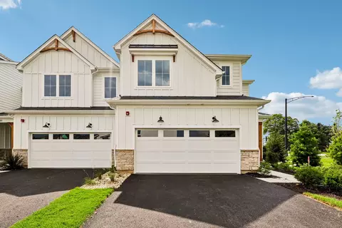 301 Avondale Ln, Lincolnshire, IL 60069