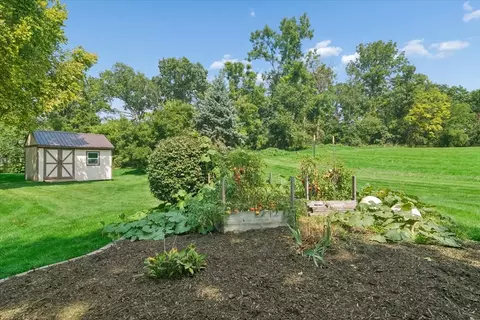 Other - 824 Kent Cir, Bartlett, IL 60103 photo 11 of 12