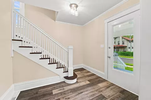 Entry Way - 223 Bevier Pl, Aurora, IL 60505 photo 2 of 3