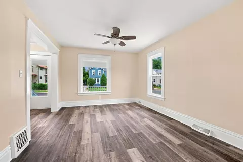 Living - 223 Bevier Pl, Aurora, IL 60505 photo 2 of 3