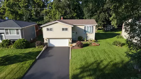 View/Area - n335 Cottonwood Drive, Wheaton, IL 60187 photo 1 of 5