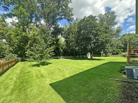 Exterior - n335 Cottonwood Drive, Wheaton, IL 60187 photo 6 of 6