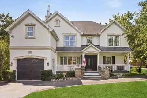 258 N Jackson Rd, Clarendon Hills, IL 60514