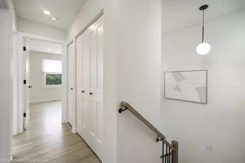 Entry Way - 363 Juniper Tree Ct, Hoffman Estates, IL 60169 photo 1 of 7